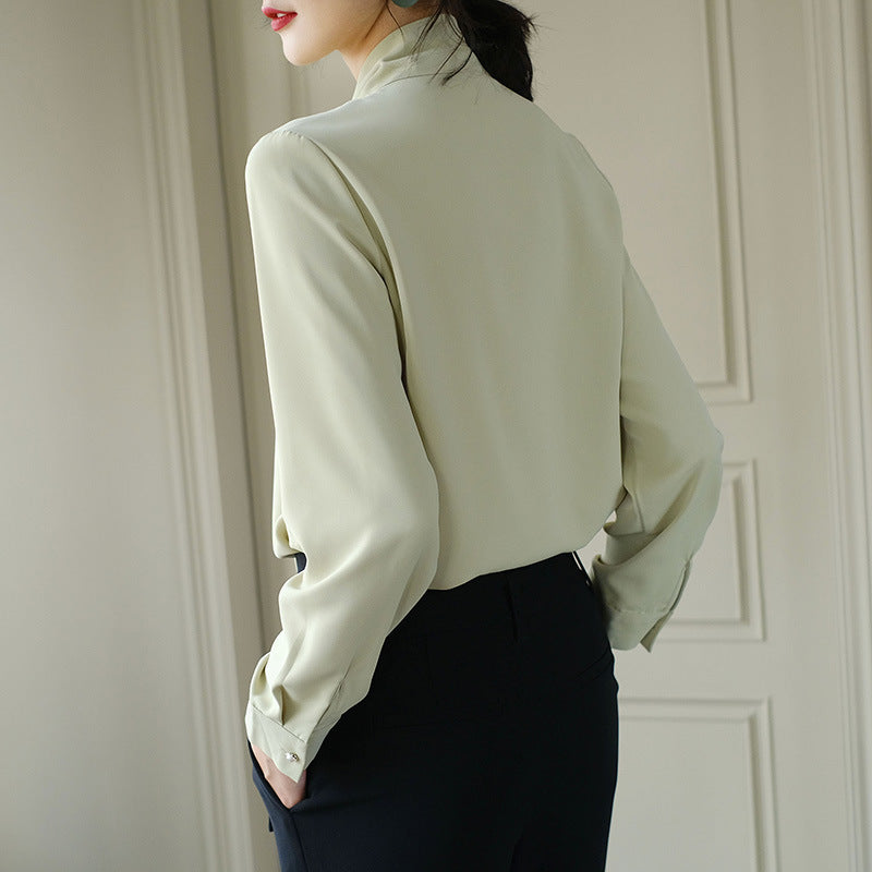 Bluse mit Bindekragen und Knopfleiste Fashion Bullet